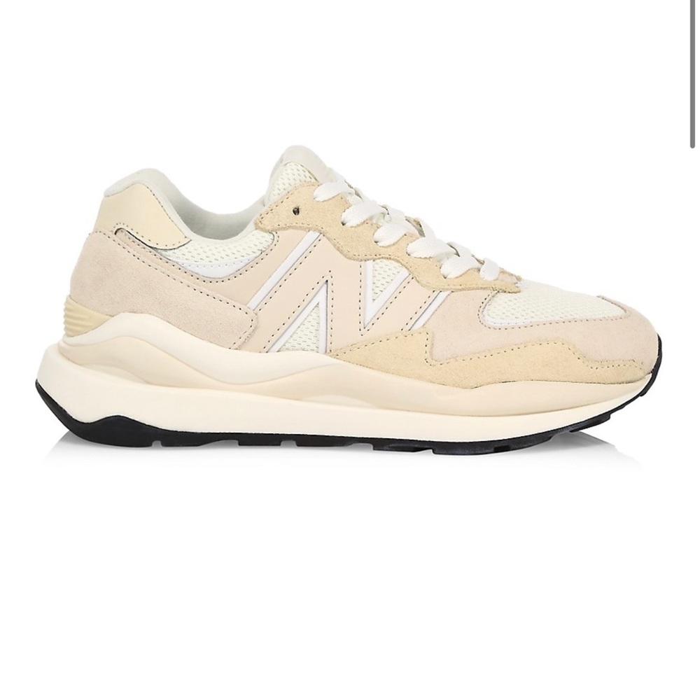 New Balance 5740CHA SIZE 9.5 Womens tan